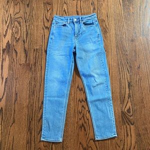 American Eagle Mom Jeans